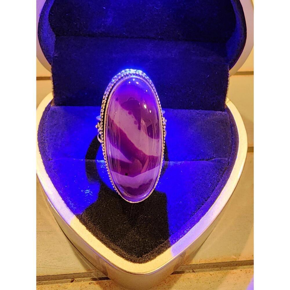 Size 8- 925 silver ring - purple striped agate - Picture 8 of 12